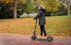 Recenzia: Elektrická kolobežka Ninebot by Segway Kickscooter F40E – na cyklotrase ako doma